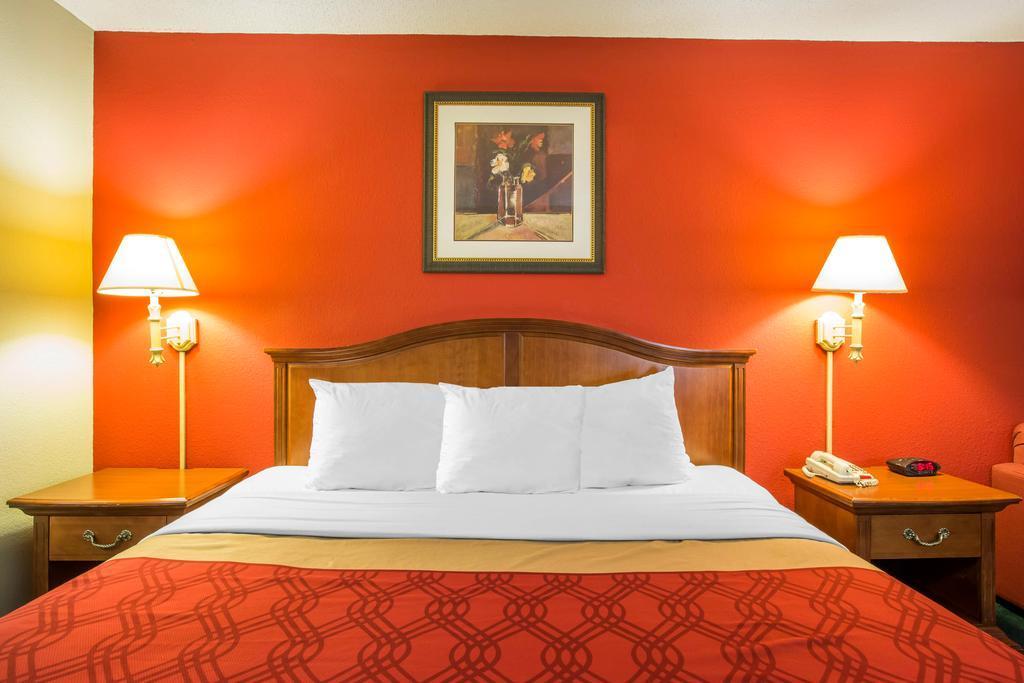 Quality Inn & Suites Canton, Ga Экстерьер фото