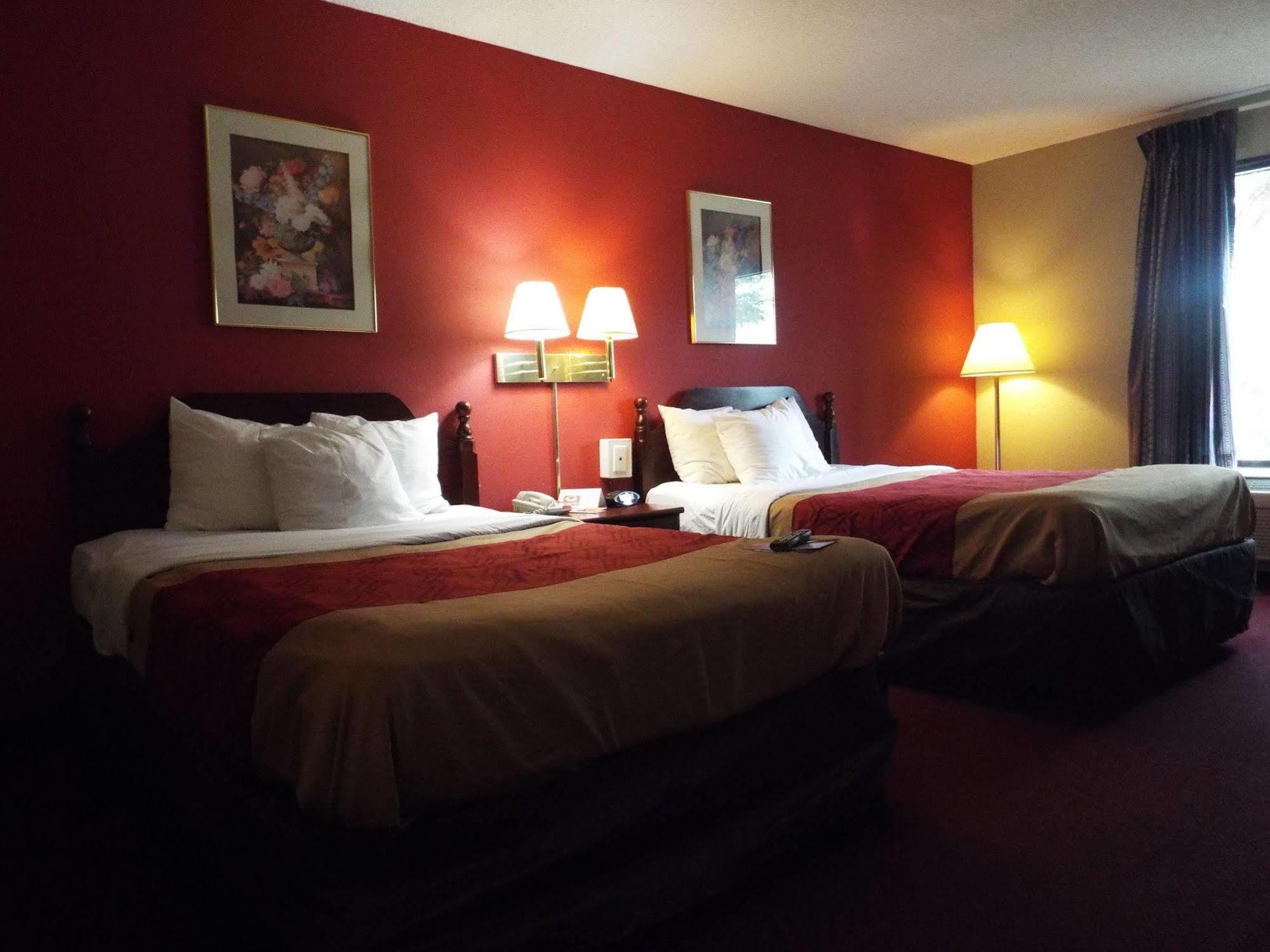 Quality Inn & Suites Canton, Ga Экстерьер фото